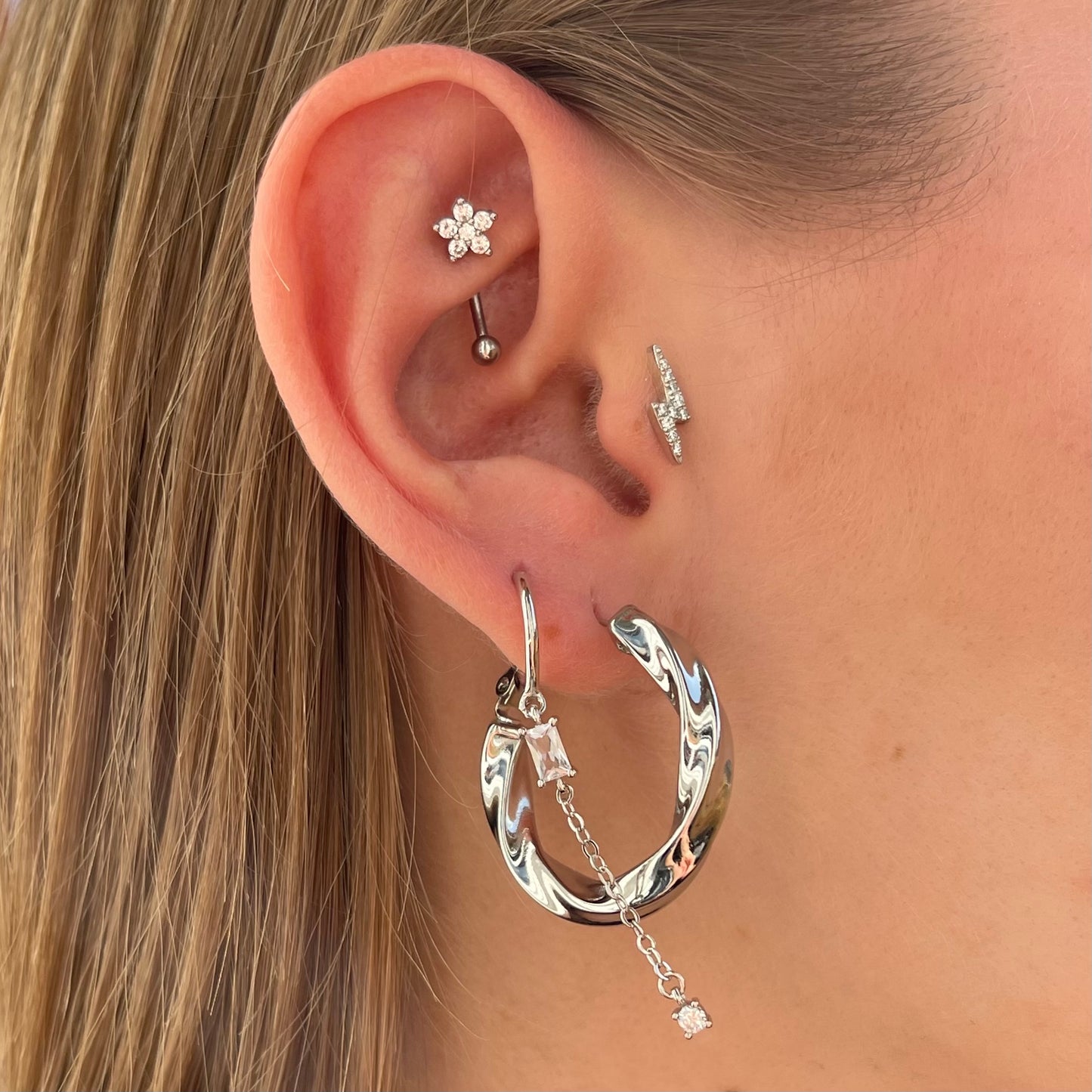 GODDESS HOOPS